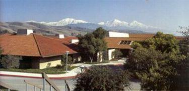 Kellogg West Conference Center & Hotel โพโมนา ภายนอก รูปภาพ